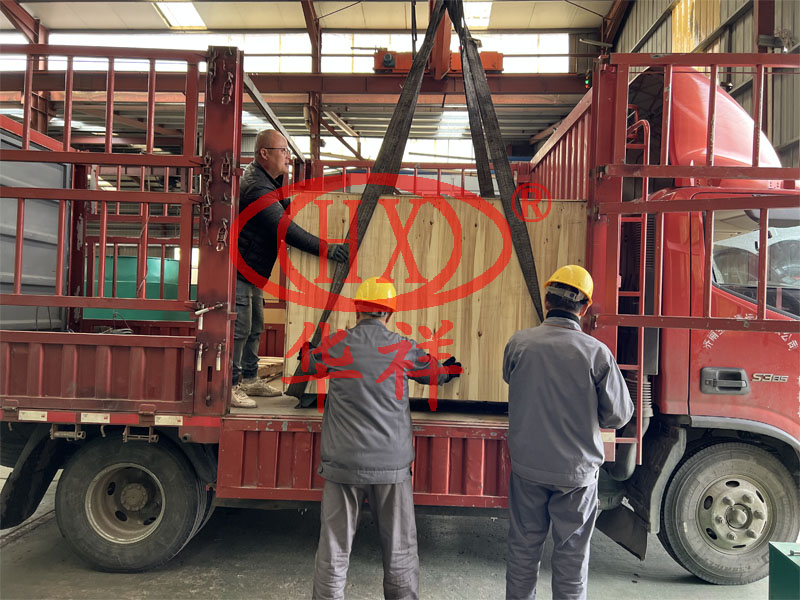 高分子貓砂顆粒機.jpg